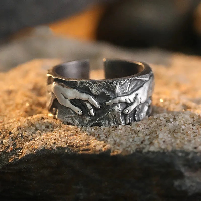 Bague "La Main de Dieu" – Design Sculpté